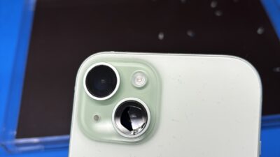 iPhone15カメラレンズが割れてしまった【iPhone修理熊谷】