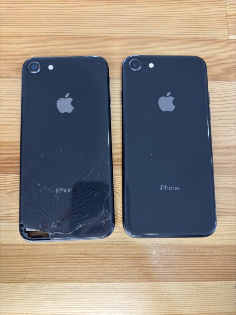 iPhone8バックガラス割れ