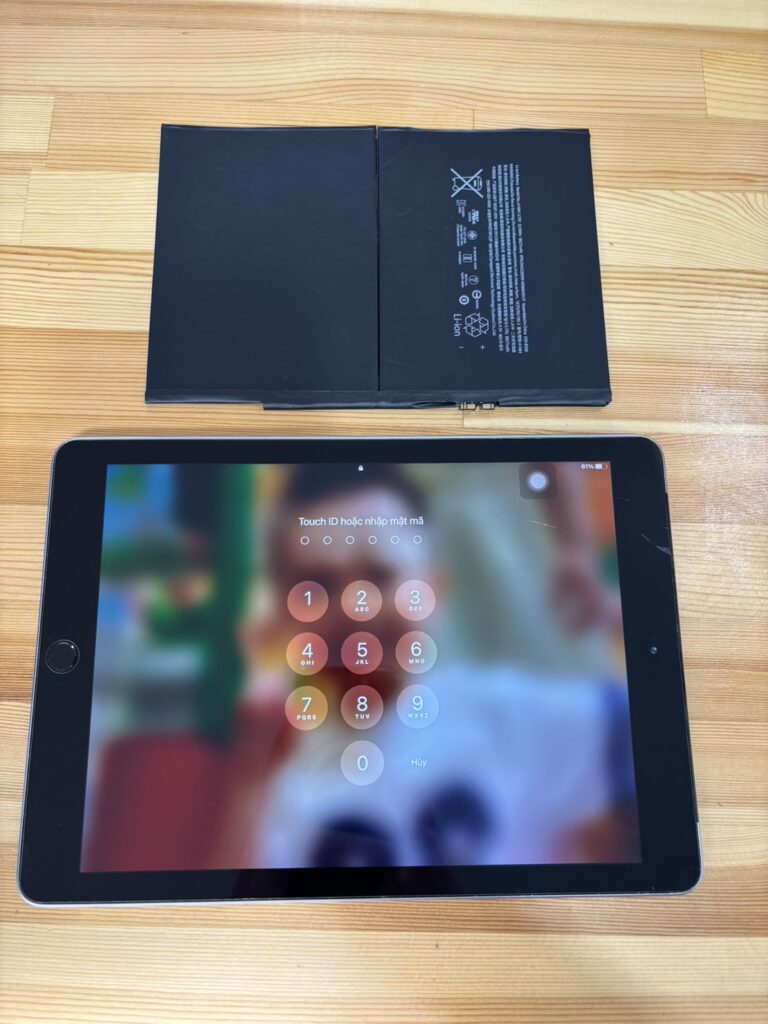 iPad6起動不良