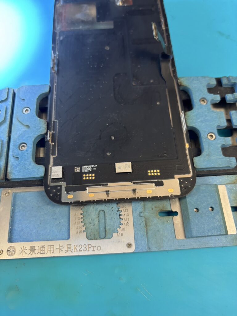 iPhonedisplayicチップ