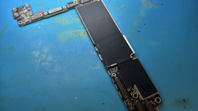 iPhoneSE3起動不良基板修理【iPhone修理熊谷】