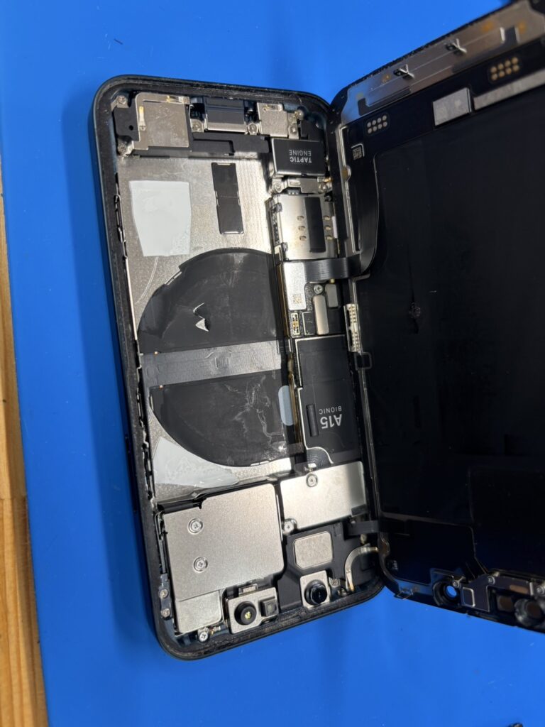 iPhone13miniバッテリー