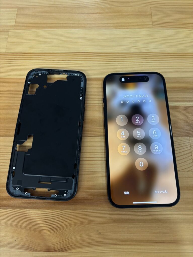 iPhone15フレーム交換