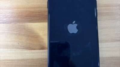 iPhoneSE3水没してカメラがつかなくなってしまった【iPhone修理熊谷】