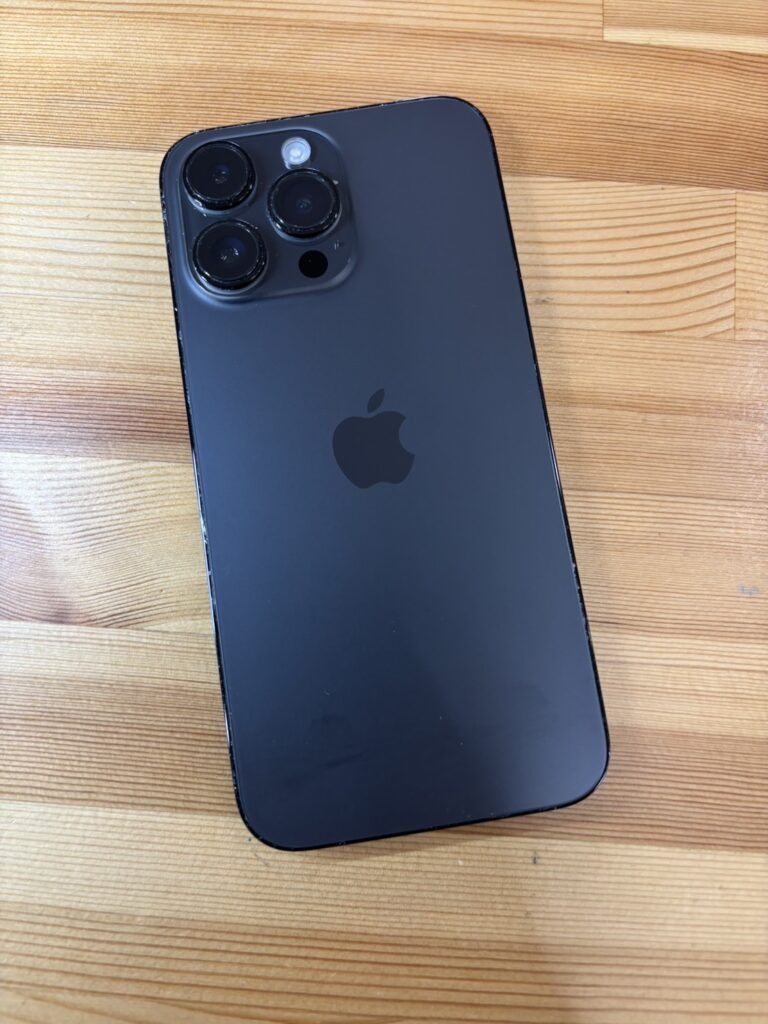 iPhone14Promaxバックガラス修理