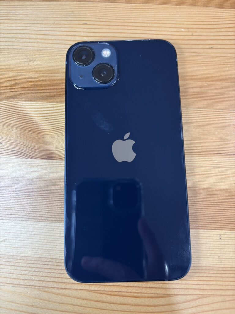 iPhone13バックガラス交換