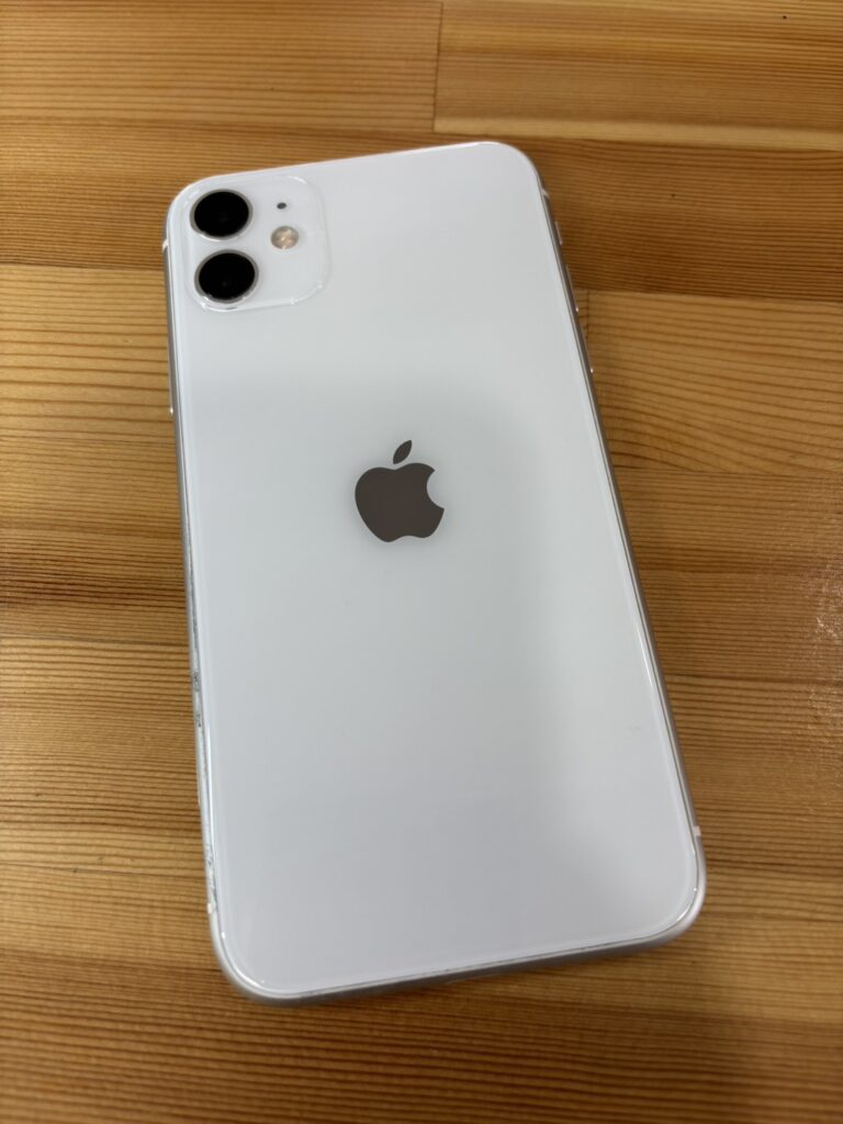 iPhone11バックガラス交換