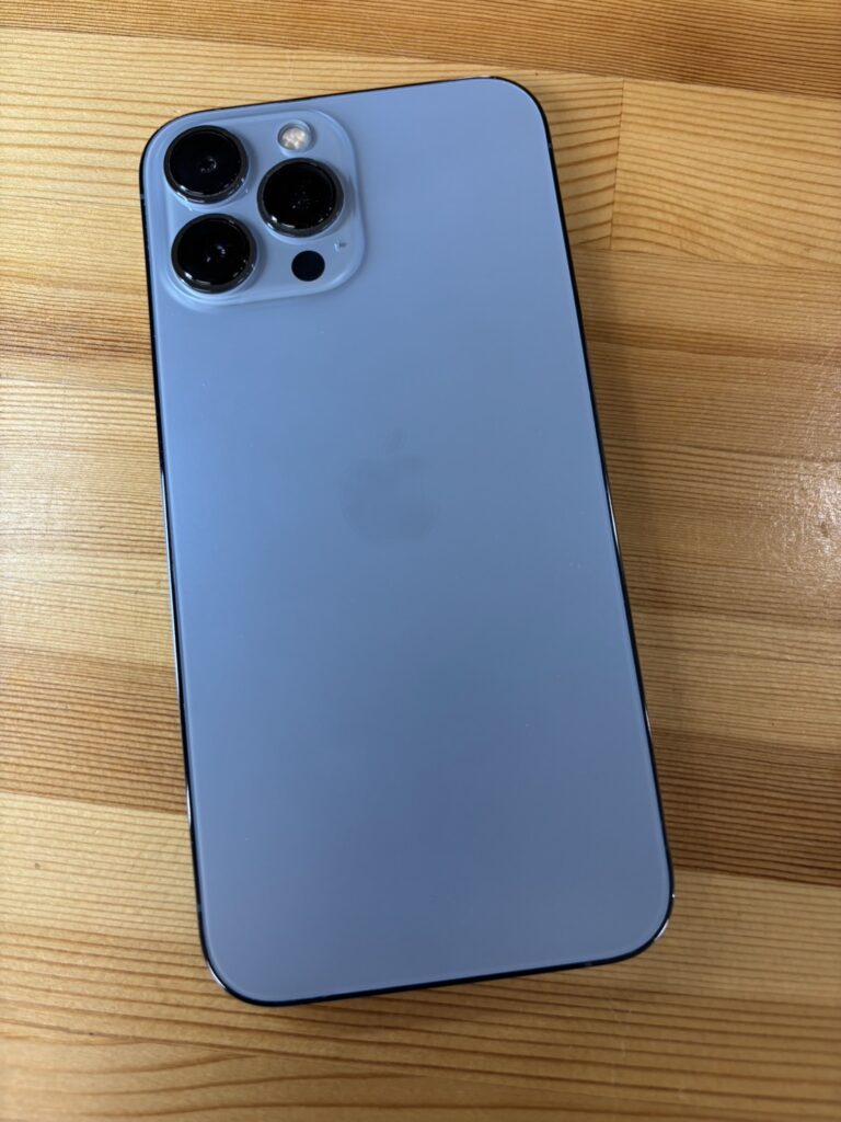 iPhone13Promaxバックガラス修理