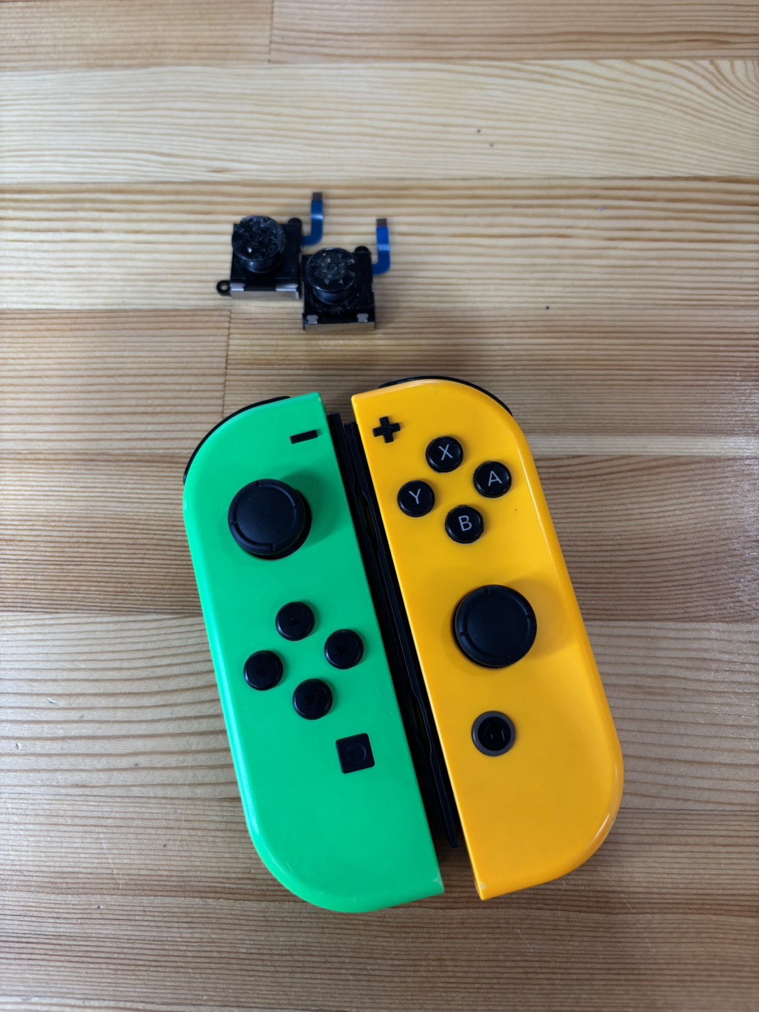 任天堂switchジョイコンスティック