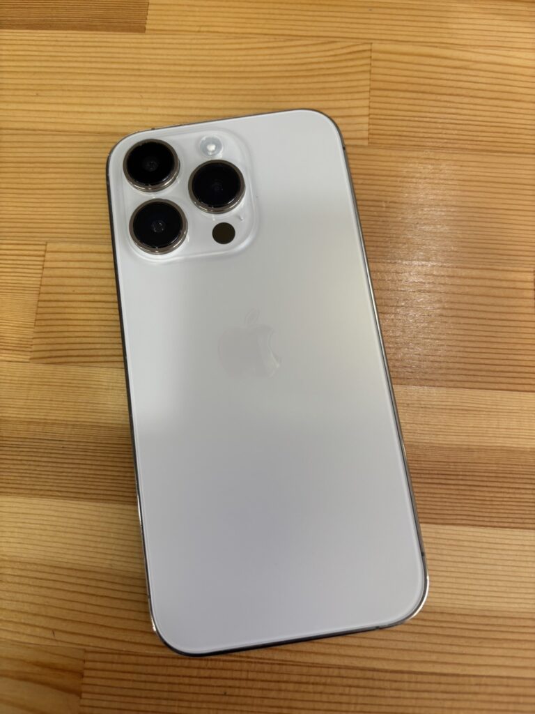 iPhone14Proバックガラス交換