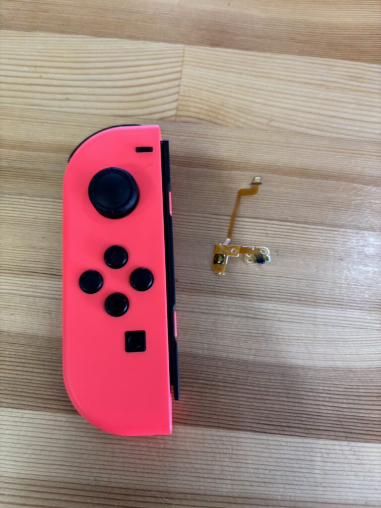 ジョイコンｌボタン修理